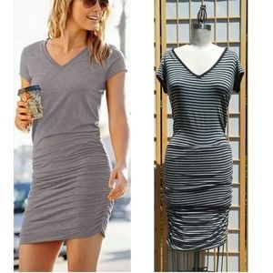 Athleta T-Shirt Dress w/ Ruching Size XS